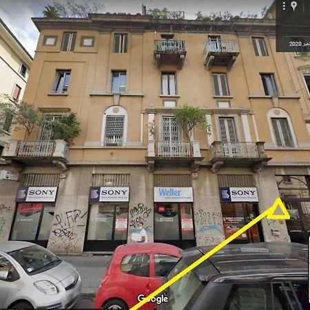 Nice And Quiet Accommodation In The City Center Milão Exterior foto